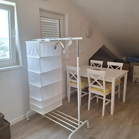 Matosevic-pag Apartment Pag Town