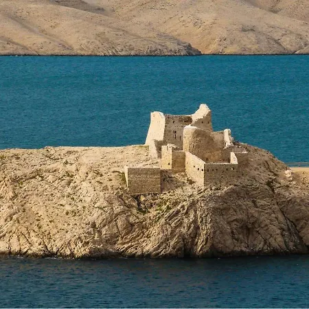 Apartment Matosevic-pag Pag Town